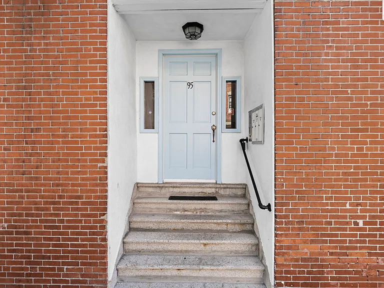 95 Florida St #2 — Photo 20