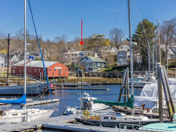 15 Sea Street, Camden, ME 04843