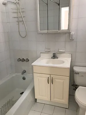 Rented by Picture Realty Inc. | media 5