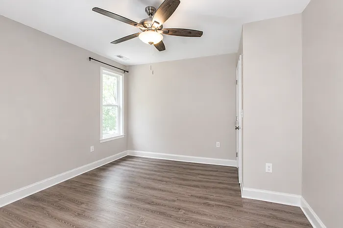 17 Woodland Ter — Photo 14