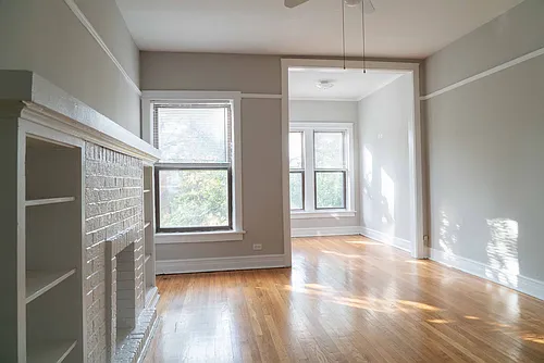 1470 W Argyle St #3F Photo 1