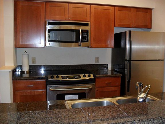 5th image of 12303 Harbour Pointe Blvd Unit Ee 208