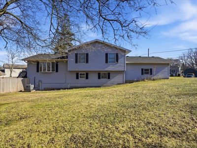 1707 Joanna Ave, Zion, IL, 60099