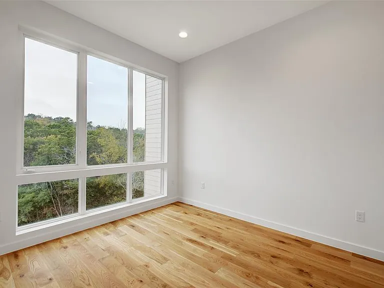 6020 Springdale Rd #3 — Photo 14