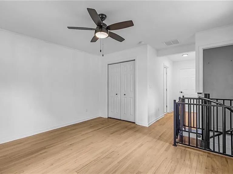 844 Deckner Ave SW — Photo 12