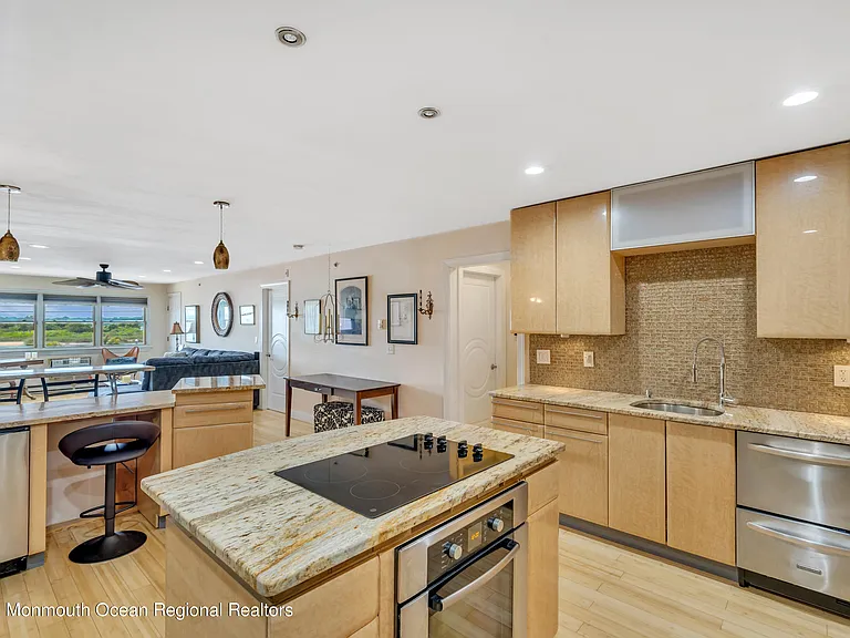 1340 Ocean Ave #62 — Photo 20