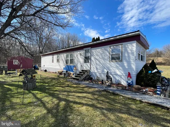 4 Oxford Dr, Selinsgrove, PA 17870