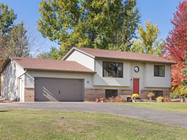 37190 Fenway Ave, North Branch, MN 55056