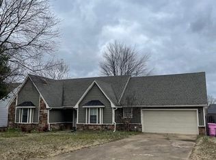 938 Pine Birch Pl, Southaven, MS 38671