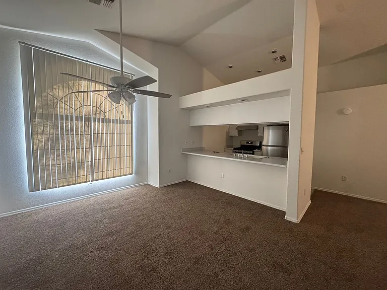 1344 Park Ln — Photo 12