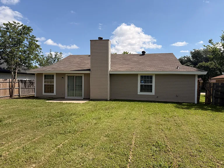 312 Juniper Dr — Photo 17
