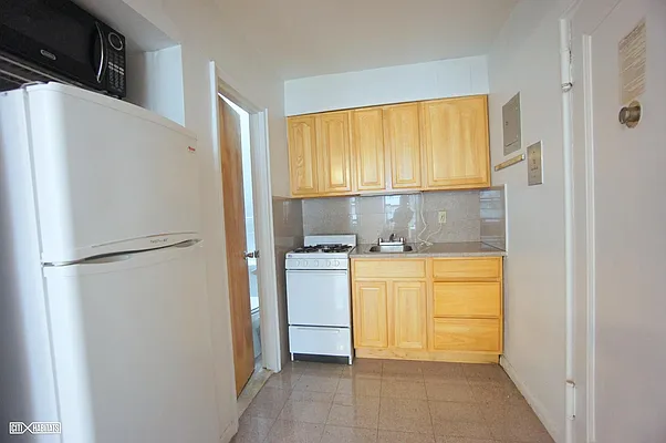 Rented by Citi Habitats | media 22