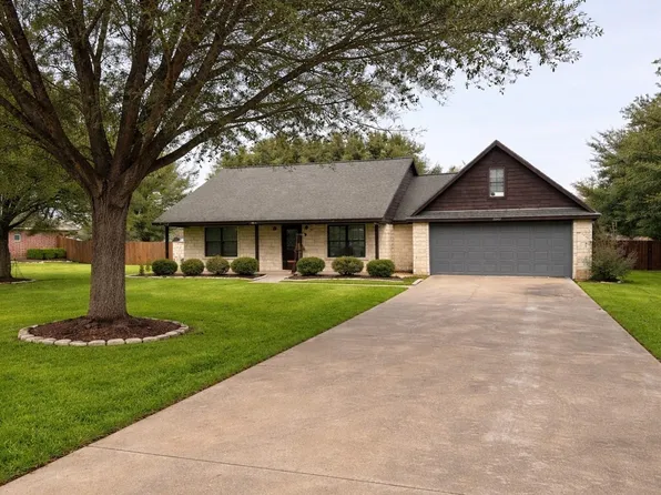 3597 Open Range Ct, Bryan, TX 77808