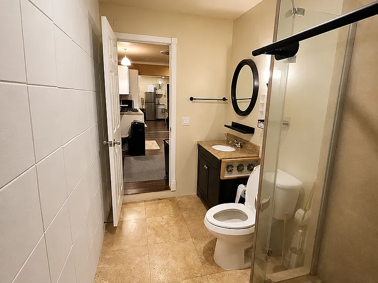 1618 W Brookdale Pl #2 — Photo 6