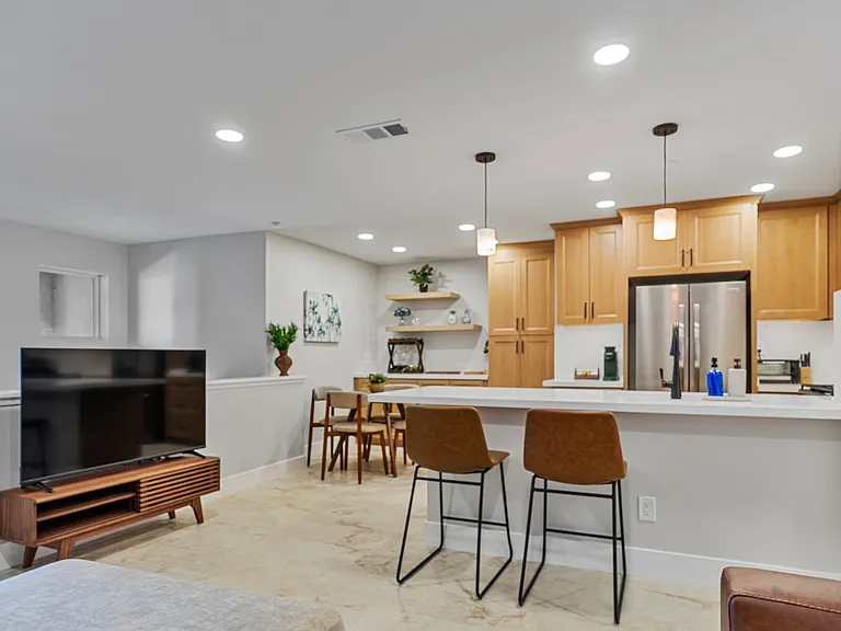 Cabrillo Bay Ln — Photo 4