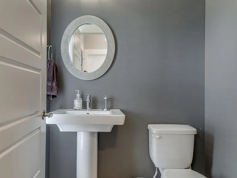 4608B Michigan Ave — Photo 3