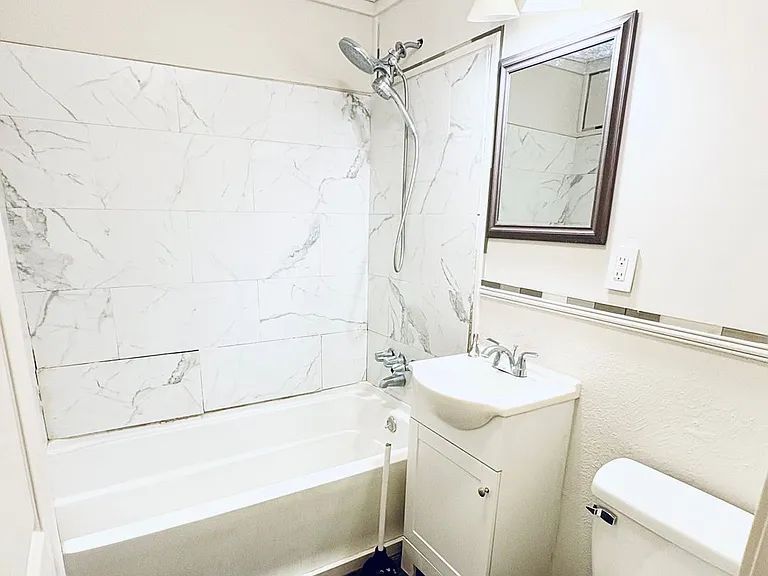 5945 W Fairlane Ct — Photo 13