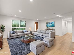 1750 N Van Ness Ave #3/4, Los Angeles, CA 90028