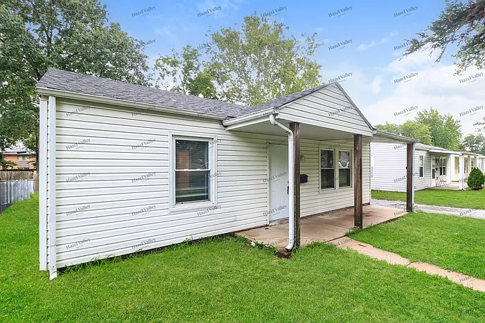 26 Florval Dr — Photo 3