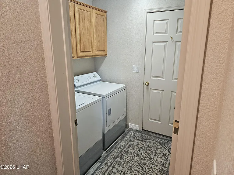 1740 Quartz Ln — Photo 17