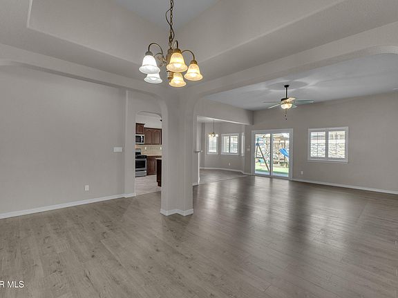 5th image of 14557 Sunny Land Ave