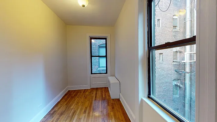 Rented by Bond New York | media 10