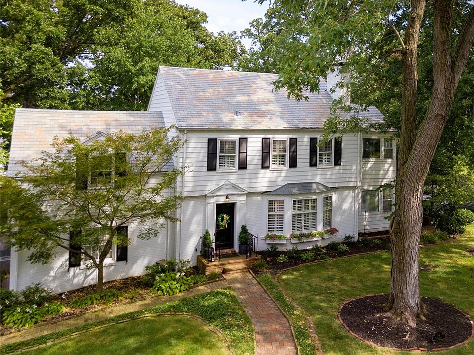 1st image of 34 York Dr