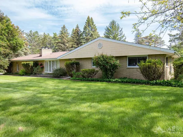 908 W Wright St, West Branch, MI 48661