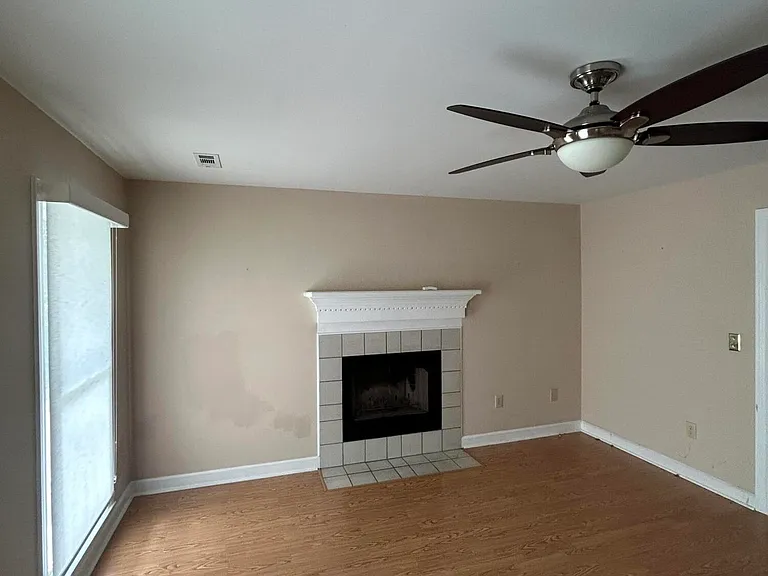 1136 Audubon Pl — Photo 5