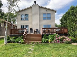 1073 Lucas Rd, Bridgeport, NY 13030