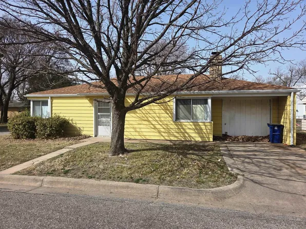 501 Sunnyside Ct, Newton, KS 67114