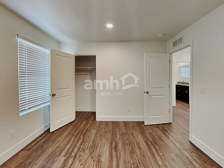 21382 S 231st St — Photo 19