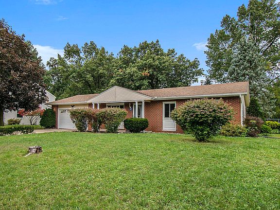 2nd image of 26947 Heather Ln