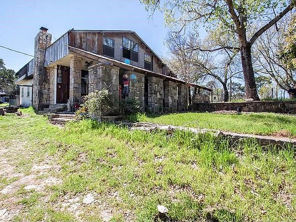 2nd image of 2705 River Country Ln
