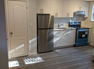 17 Wilmington Ave #2, Toronto, ON M3H5H7