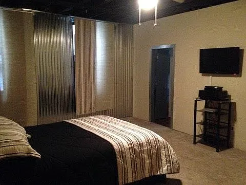 4 bed, 3.5 bath, 3600 sqft, $4,100 — Photo 4
