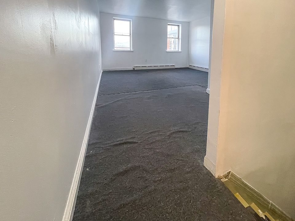 1st image of 2221-23 W Cambria St Floor 2