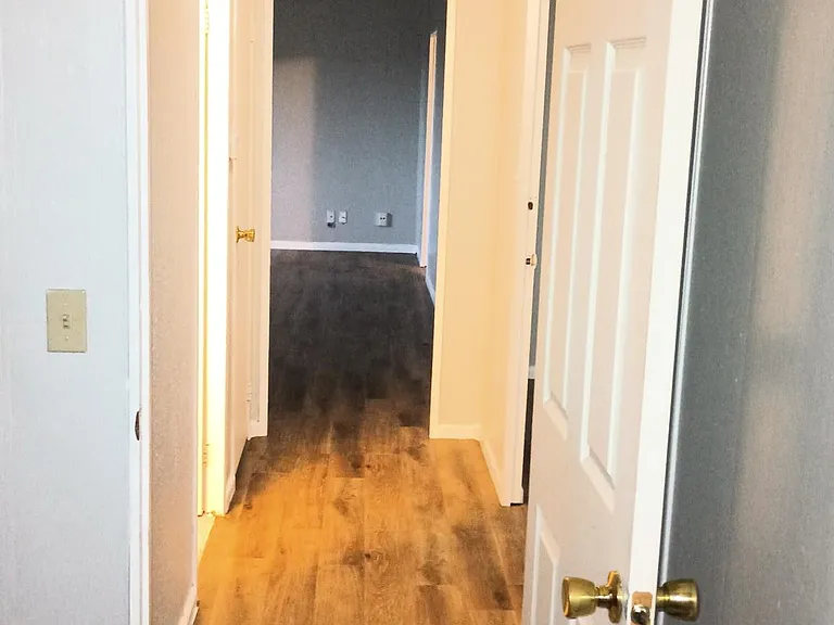 2265 E Dorothy Ln — Photo 25