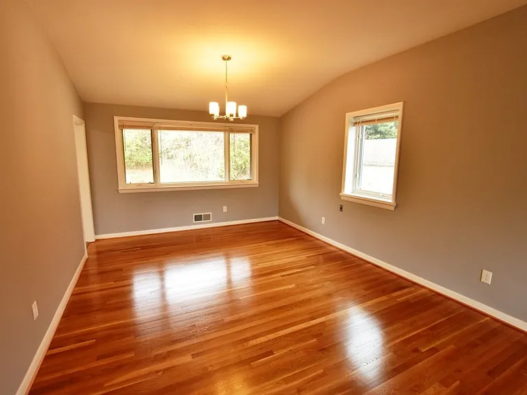 5611 Alta Vista Rd — Photo 12
