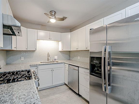 3rd image of 5706 Clearwater Ave