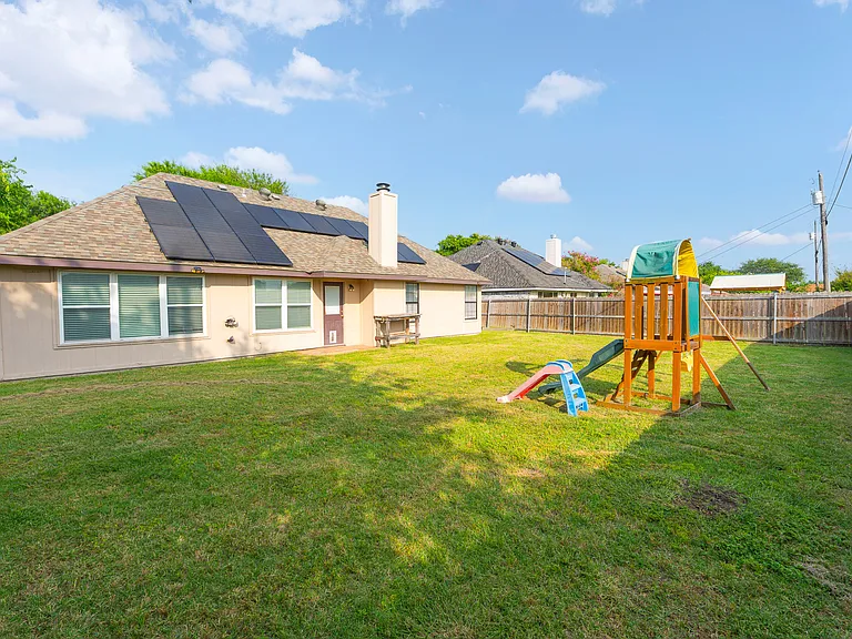 4706 Colby Dr — Photo 11
