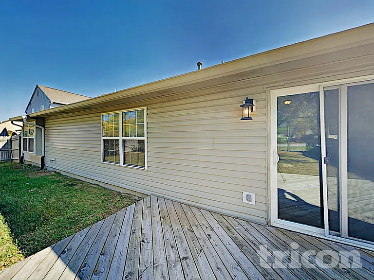 12758 Sovereign Ln — Photo 16