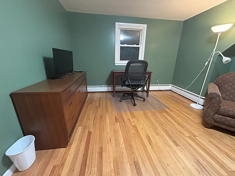 670 Kennebec St — Photo 10