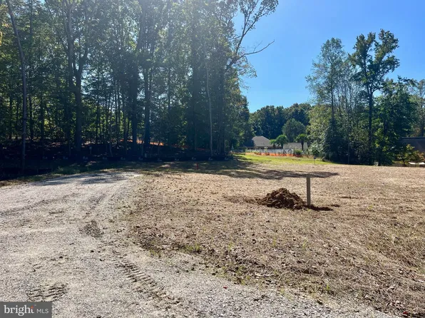 5337 Ridgewood Hills Dr, Williamsburg, VA 23188