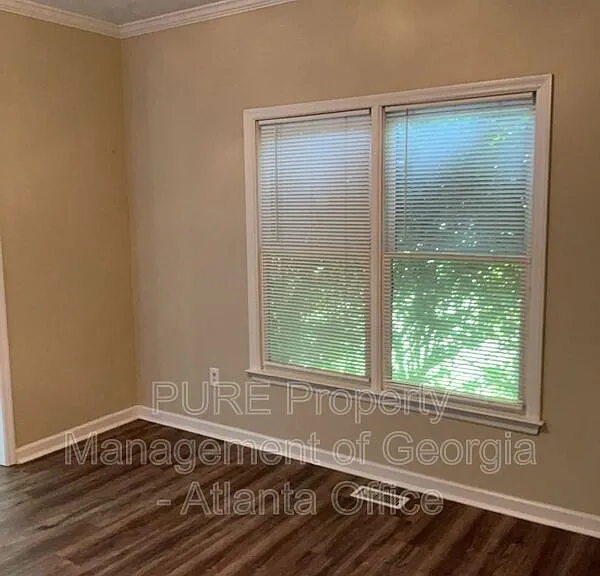 3213 Southridge — Photo 4