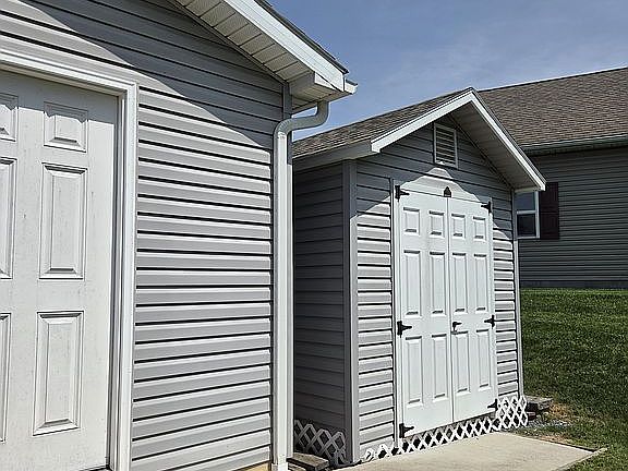 Storage  shed included