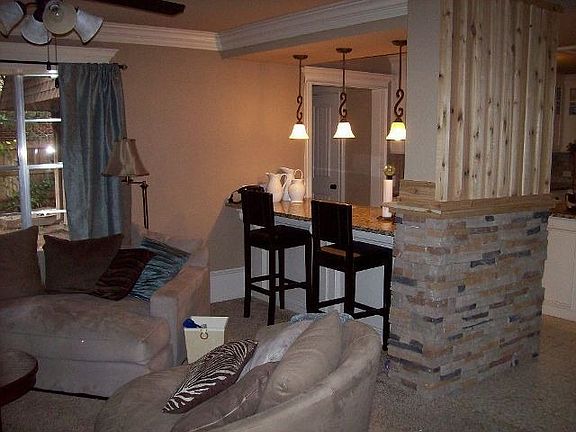 4th image of 1812 W Avenue H
