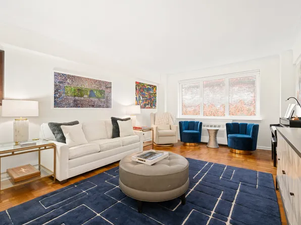 860 Fifth Avenue image 3 of 7