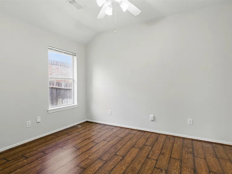 4827 Claymill Ct — Photo 24