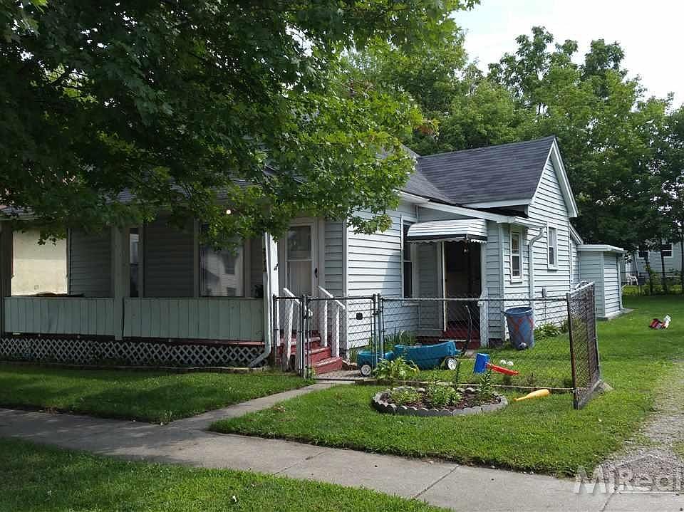 1st image of 2114 Willow St